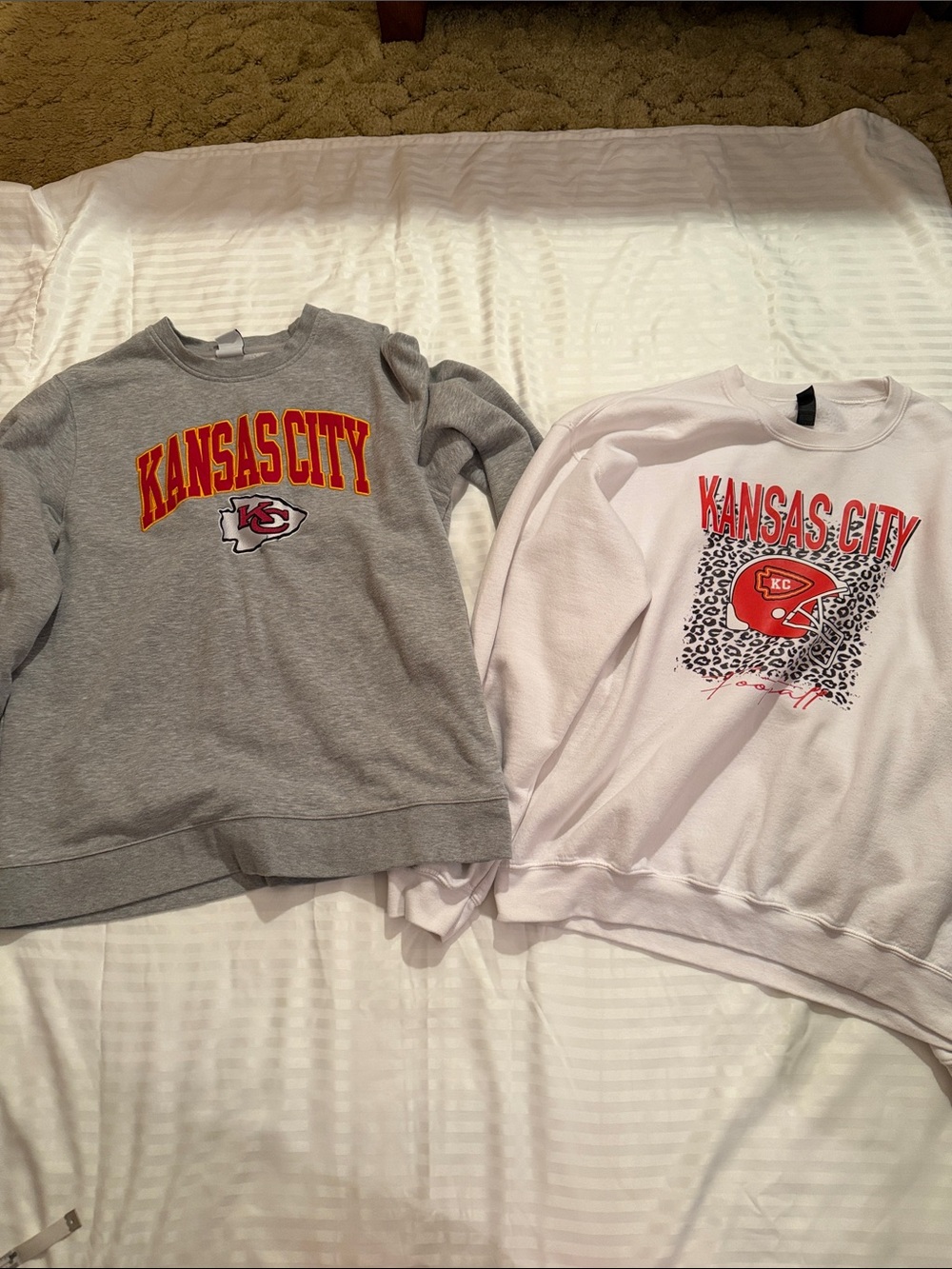 Kansas City Graphic Women’s Sweatshirt -Bundle